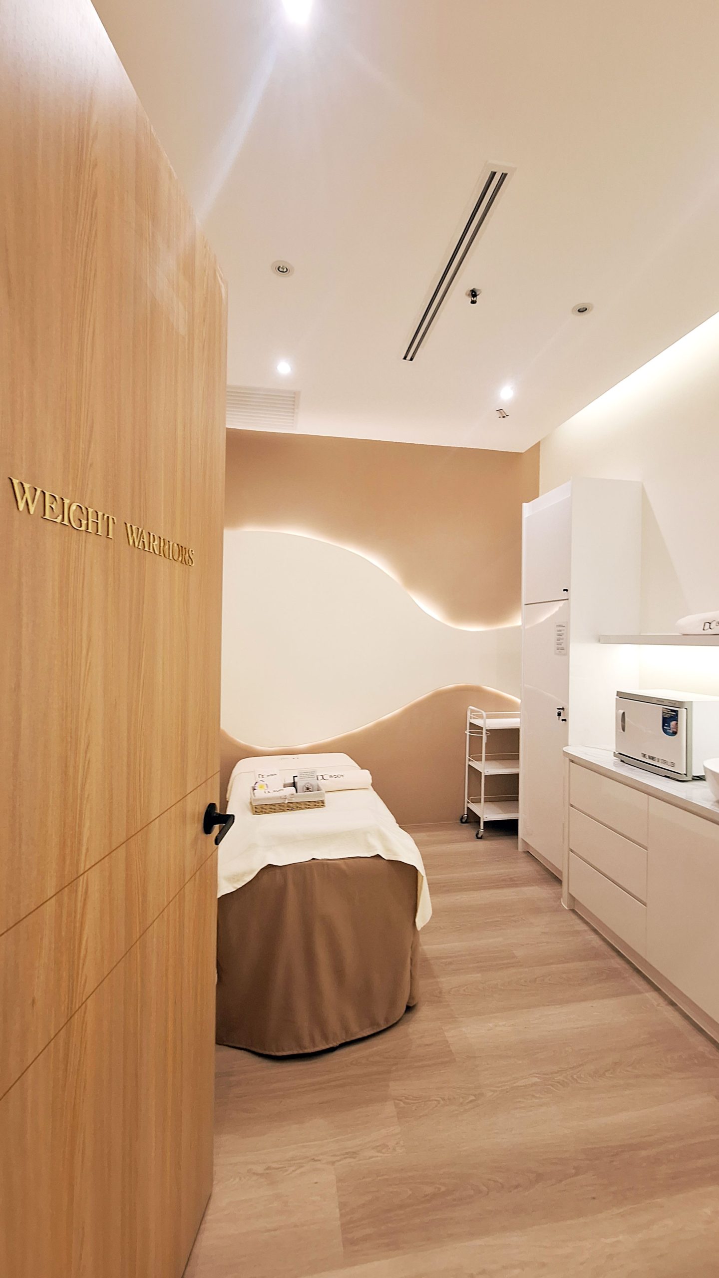 DC Body 疗程室提供 Aesthethic Medicine 医美疗程。