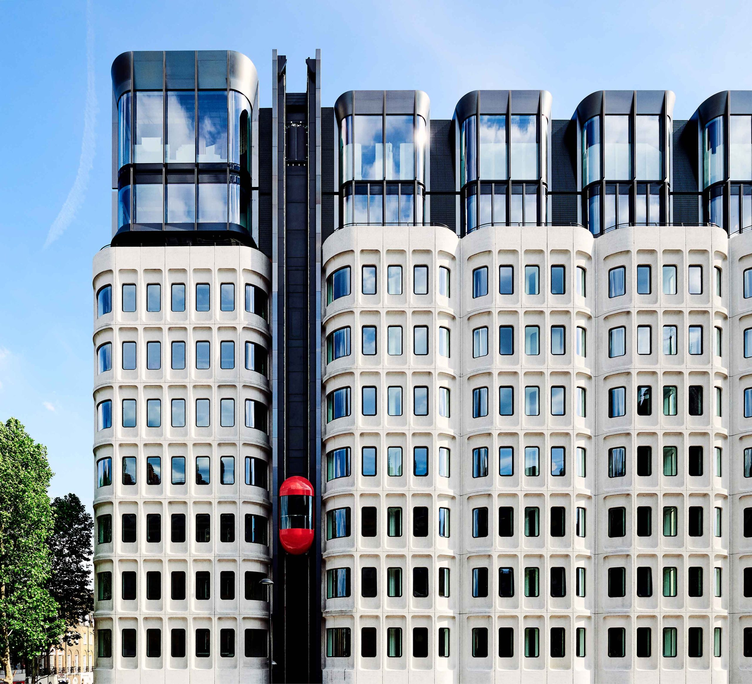 stylomilo.net_Standard_Exterior_London